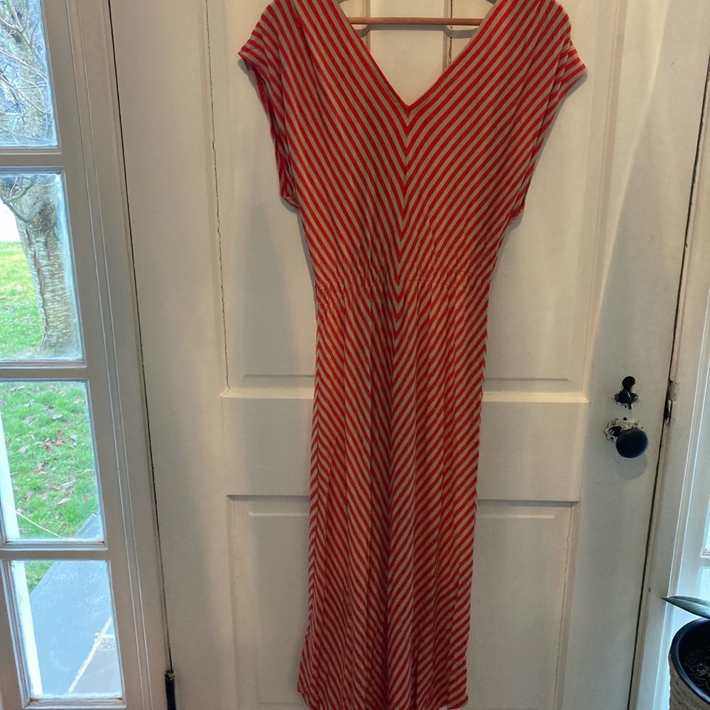 Mossimo hi lo dress